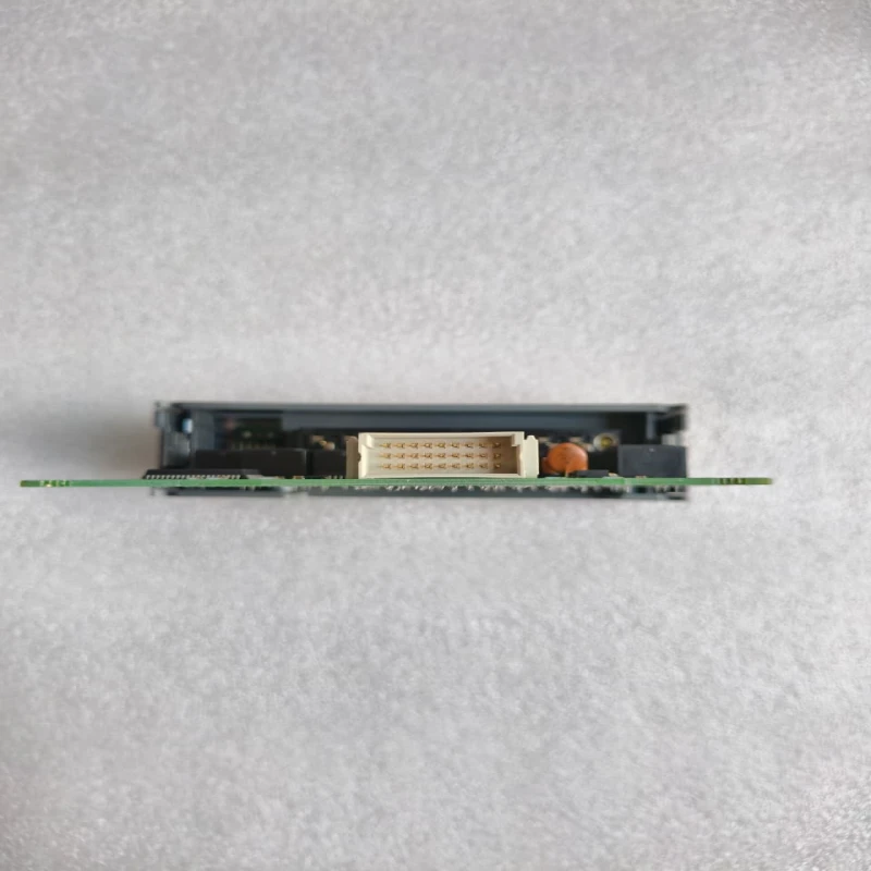 Allen-Bradley 1746-OB16 SLC 500 16-Point 24V DC Source Output Module thumbnail 7112